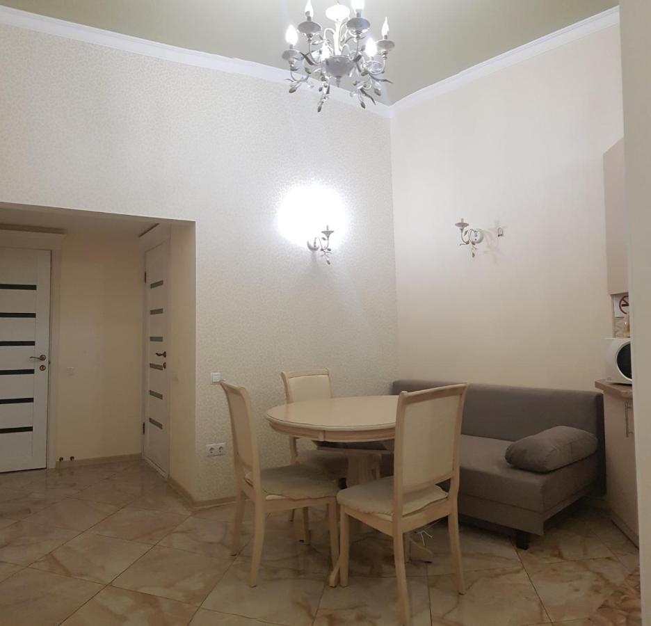 Vip Apartment In The Very Center Of Odessa With Sea View Buitenkant foto